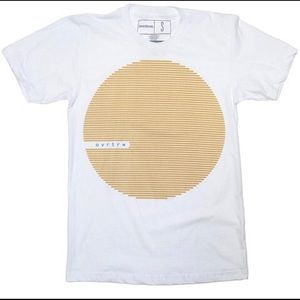 Overthrow “gradient” tee in sunset or black NEW